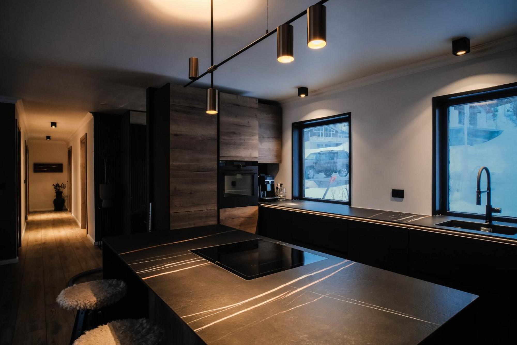 Botnahlid Villa, Mountain And Town Views And Outdoor Sauna Seyðisfjörður 外观 照片