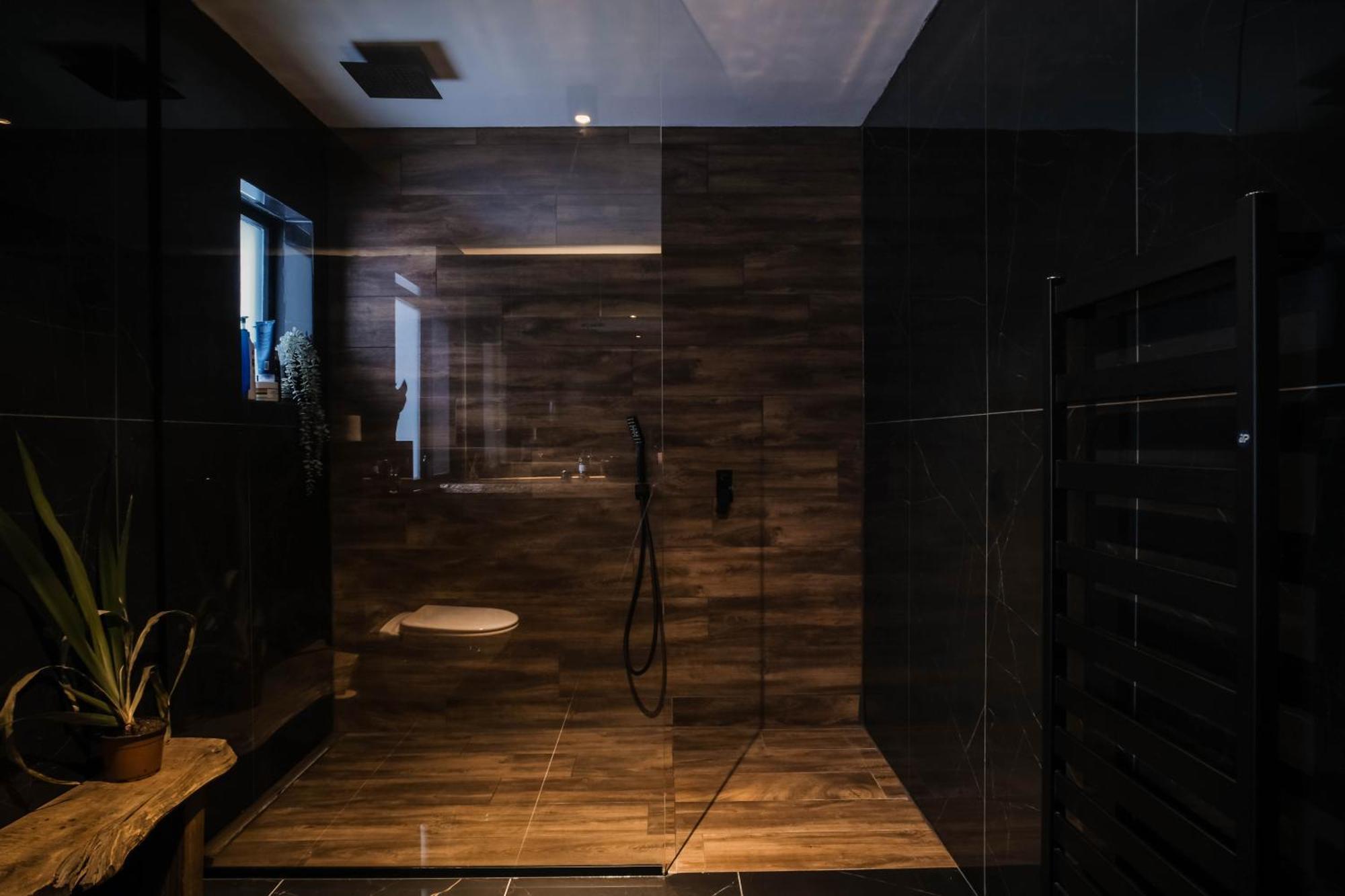 Botnahlid Villa, Mountain And Town Views And Outdoor Sauna Seyðisfjörður 外观 照片