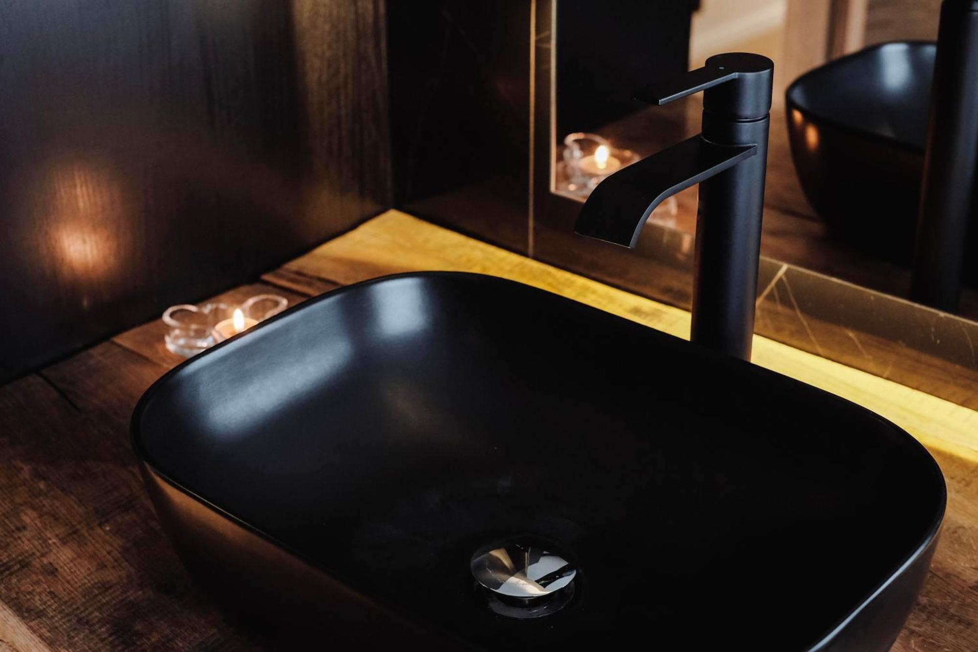 Botnahlid Villa, Mountain And Town Views And Outdoor Sauna Seyðisfjörður 外观 照片