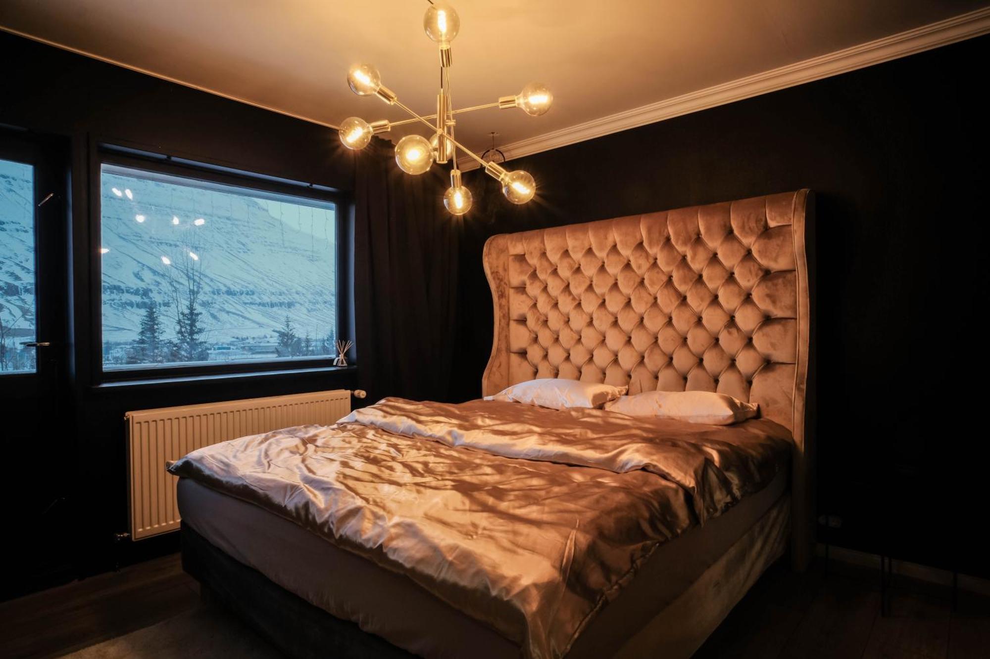 Botnahlid Villa, Mountain And Town Views And Outdoor Sauna Seyðisfjörður 外观 照片
